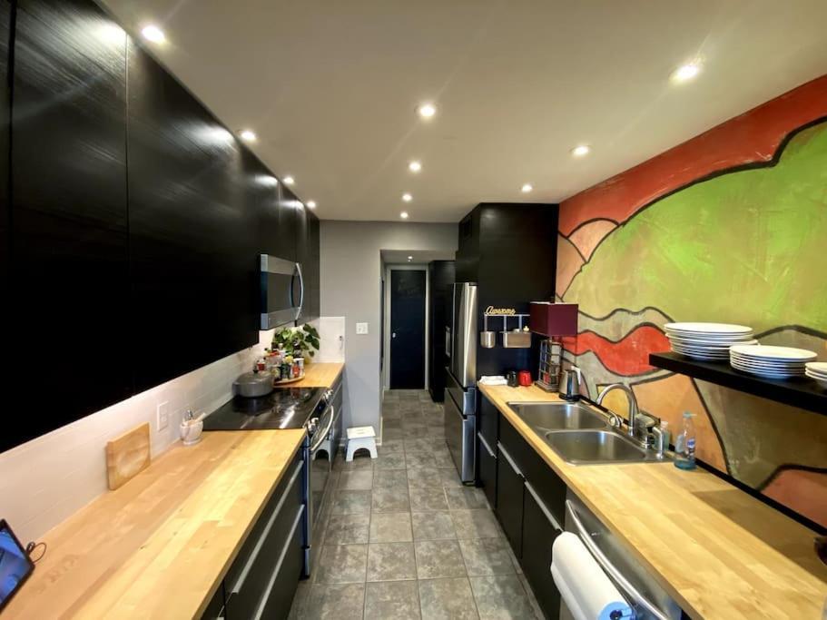 Artist 3/2.5/2 Apartment